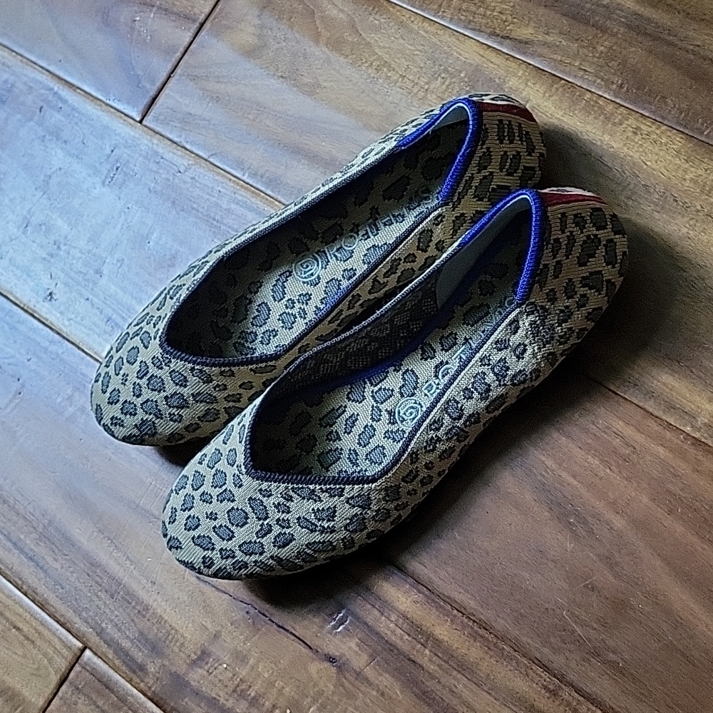 Size 8 rothys leopard flats